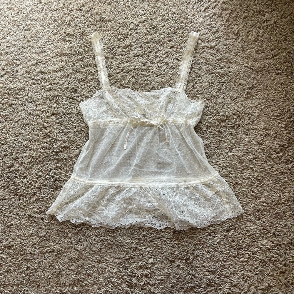 Abercrombie & Fitch Sheer Lace Cami in Ivory Cream